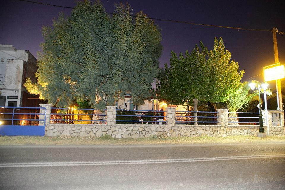 Holiday Tolofona Beach Ερατεινή Εξωτερικό φωτογραφία